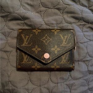 Louis Vuitton Monogram Envelope Wallet with Pink Snap